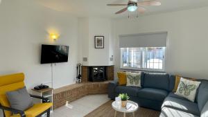 Nicola by Check-in Portugal