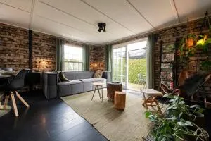 40, Theme Forest world - Dogs allowed! - Moergestel