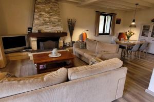 Maisons de vacances La Lezardiere, maison avec piscine : photos des chambres