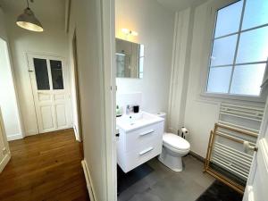 Appartements Suites Rive Gauche - Fontainebleau - Chez Sebastien : photos des chambres