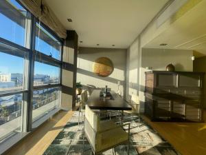 Luxury Family Beachfront Apartment