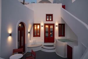 Serendipity Cliffside Villa & Suites