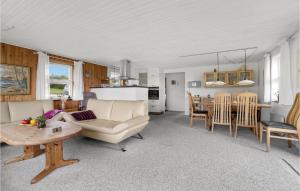 2 Bedroom Cozy Home In Lemvig