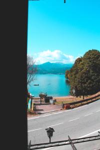 Apartment with Lake View