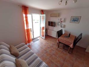 Apartments in Kampor - Insel Rab 43962 