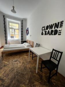 Clown and Bard Hostel