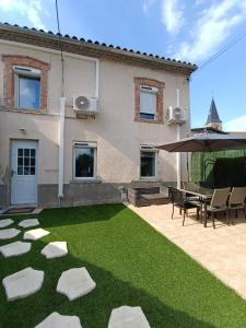 Maisons de vacances Maison de campagne & SPA, Barbecue, Clim, WIFI : Villa 3 Chambres