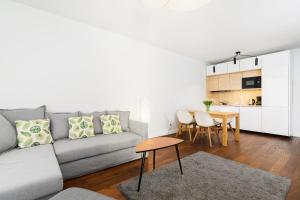 Pet friendly Apartments Ślusarska Cracow by Renters
