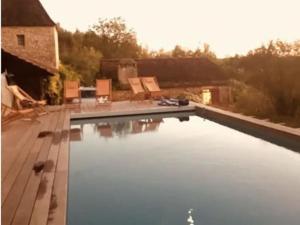 Maisons de vacances Beautiful house with heated pool : photos des chambres