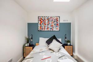 Lovely Bristol Gem - Sleeps 23