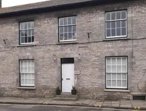 Drury's - Corfe Castle