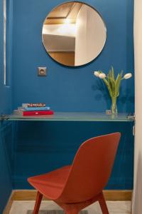 Vibrant apartment in Kolonaki area