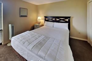 Edgewater Tower II 905