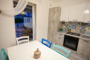 Case degli Avi, camere nel Borgo marinaro