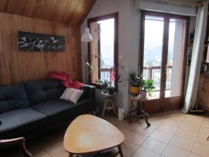 B&B / Chambres d'hotes Chez Cat et Christophe , chambre calme et lumineuse chez l'habitant avec vue : photos des chambres
