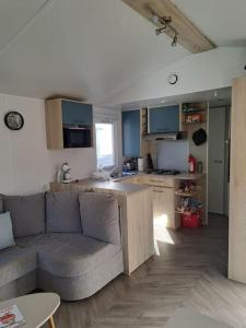 Maisons de vacances Mobil-home FO 72 a VIAS : photos des chambres