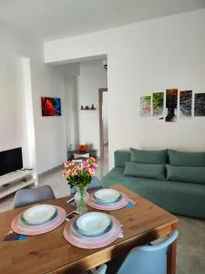 Oasis Apartments - Emboríon