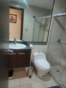 Con generador Suite elegante piscina gym en el norte Gye