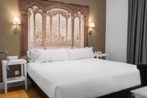 Superior Double Room room in Mesón Castilla Atiram Hotels