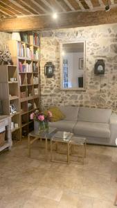 Cannes Suquet appartement cosy