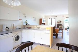 GRANDE VILLA TIZZANO A 200 M DE LA PLAGE 18 PERS