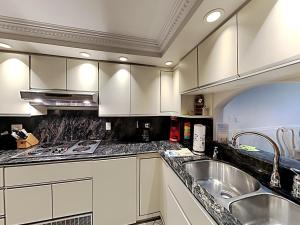 Regency Towers #304 West