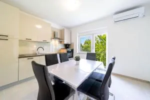 Blagdan apartments - Palit