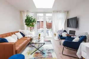 Newly Renovated Modern 4 Bed 3 Bath Apartment London - Dollis Hill