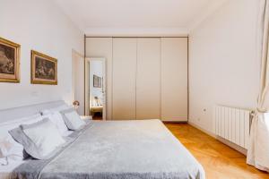 Pantheon Exclusive House