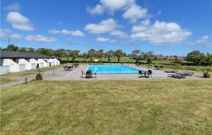 Cozy Apartment In Aakirkeby