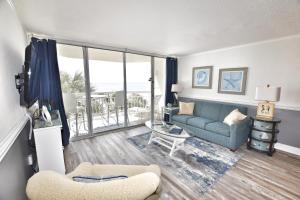 0208 Waters Edge Resort condo