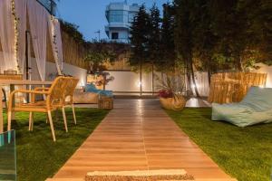 G&M Luxury Residence with pool