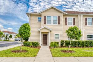 Happy Holiday Hideaway G