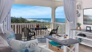 At 4 Umzumbe Beach Apartment, Mangrove Beach Estate - Umzumbe