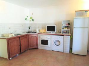 GRANDE VILLA TIZZANO A 200 M DE LA PLAGE 18 PERS