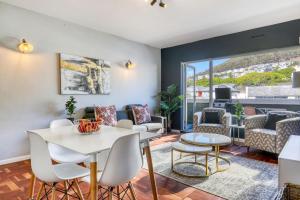 Backup-Power Trendy 2 Bed Balcony Apartment