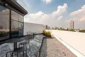 Darwin 74 by Wynwood House - 墨西哥城