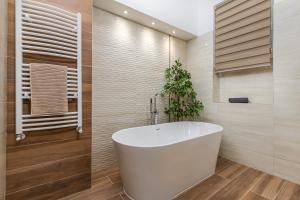 Kmety Deluxe Home with Sauna