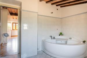 Double or Twin Room with Private Bathroom