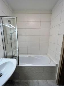 Lara Lux Apartment 2