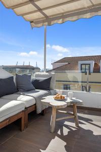 Alcântara Sunny Terrace Apt by Lisbeyond
