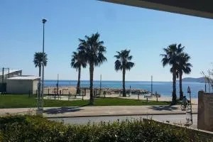 Studio de 25m2 + terrasse de 14m2+garage privatif - Virebelle