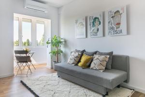 Spacious Apt Campo DOurique with AC