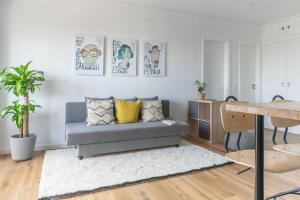 Spacious Apt Campo DOurique with AC