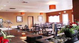 Crystal Inn Hotel & Suites - West Valley City