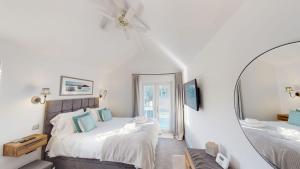 Skylark at The Bay Filey, sleeps 5, 2 dogs welcome for free too