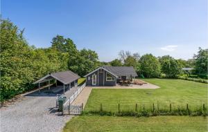 Three-Bedroom Holiday Home In Dannemare