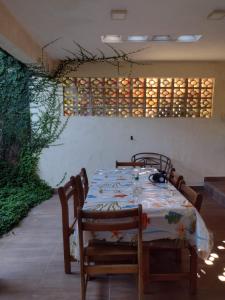 Suite Hanaki com tv lcd streaming, frigobar e microondas