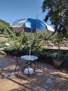 Suite Hanaki com tv lcd streaming, frigobar e microondas