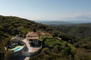 Koukoutsa House with Swimming Pool Corfu Sokraki
